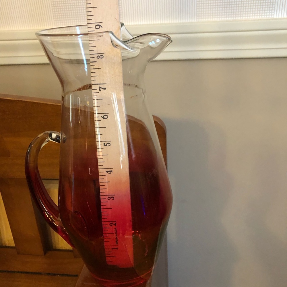 Elegant Ombre Glass Pitcher and Tumbler Set - Picture 11 of 13